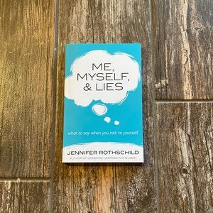 𝙼𝚎, 𝚖𝚢𝚜𝚎𝚕𝚏 & 𝚕𝚒𝚎𝚜